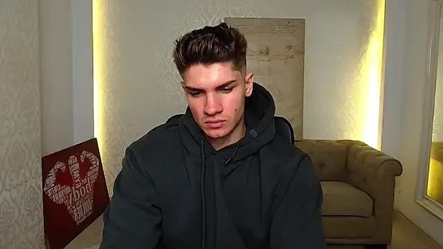 MaxKaiden on StripChat