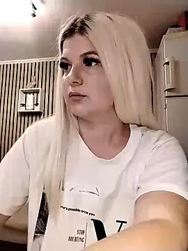 Mayaaaaaa_ on StripChat