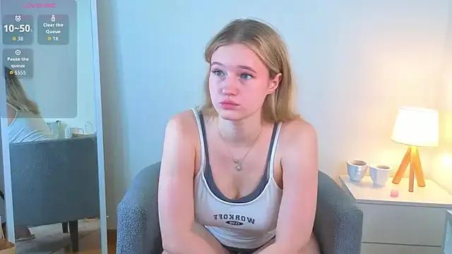 MaydaFoulk on StripChat