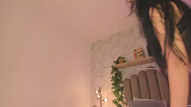 Megan_Leal1 on StripChat