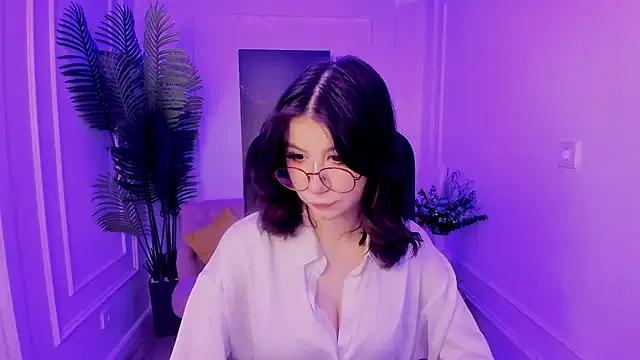 MeLLSawertyq on StripChat