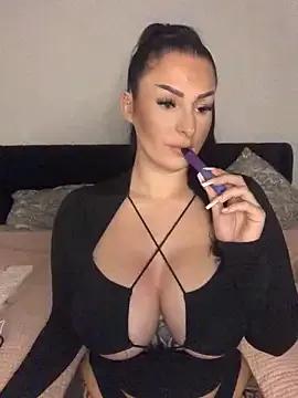 Mia-Bremer — Blowjob dildo + 2 Pics