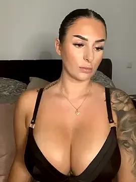 Mia-Bremer on StripChat