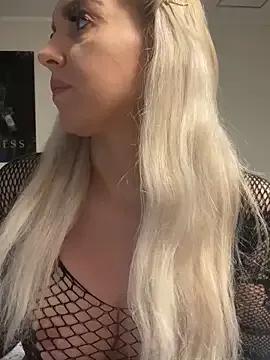 MIA-XXX on StripChat