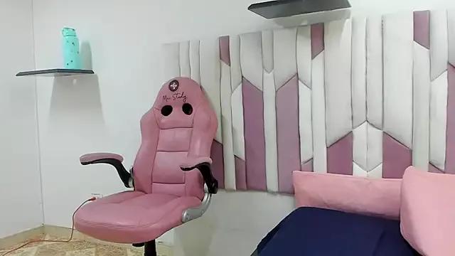 mia_stanfort on StripChat