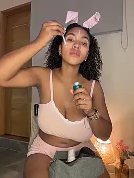 Mia_sweet80 on StripChat