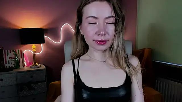 Mia_Tasty on StripChat