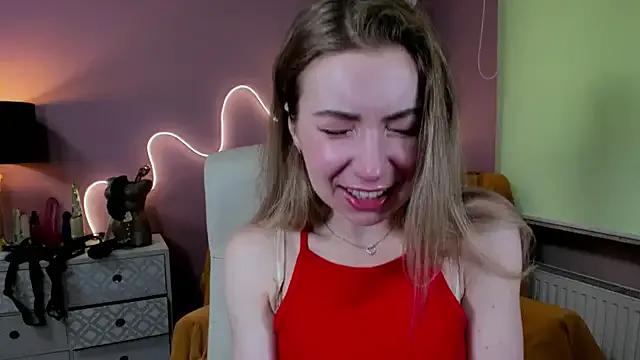 Mia_Tasty on StripChat