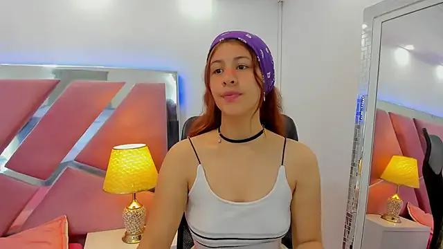 MiaQueen021's avatar