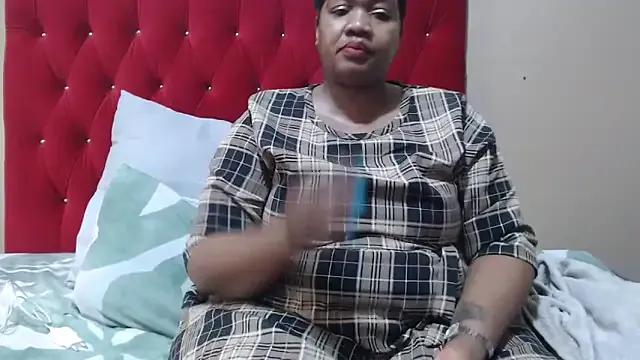 MIGHTYASSS on StripChat