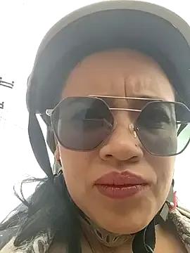 MILA__06 on StripChat