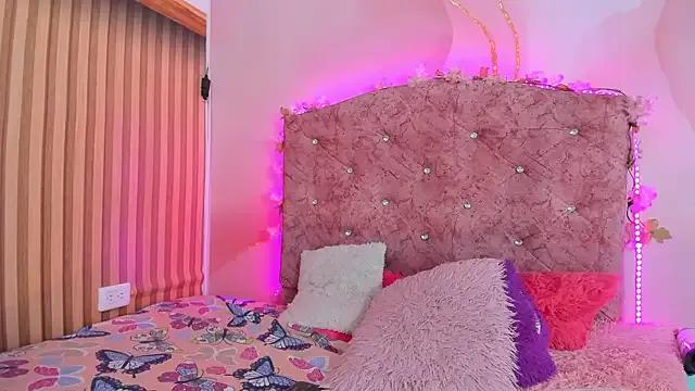 Mila_grace_ on StripChat