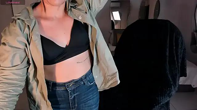 MilaColeman on StripChat