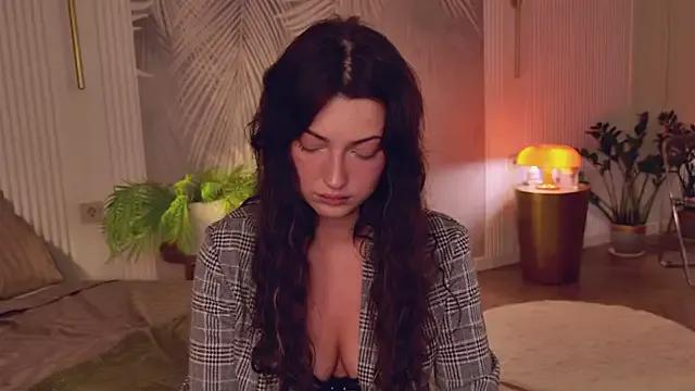 Miley_Smile — Swing my hips in doggy (view from above)