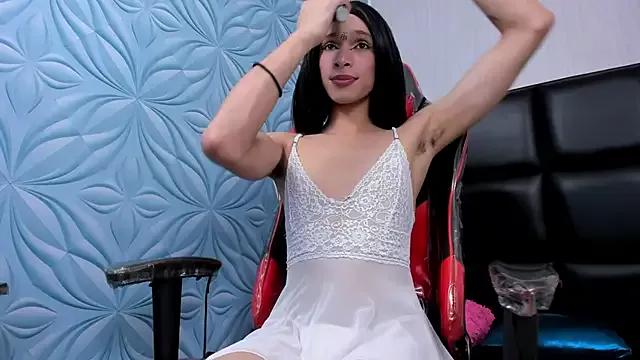 Milk_max_18 on StripChat