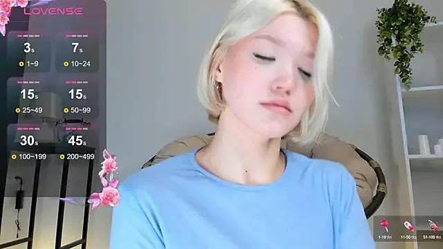 milli_sun_ on StripChat