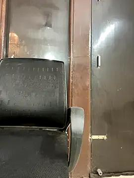 Miss-Ayraa on StripChat