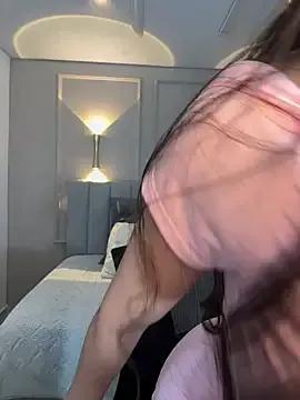 Miss_blue69 on StripChat