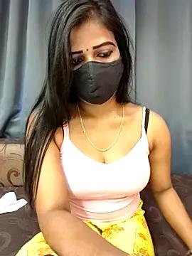 Misss-julli on StripChat