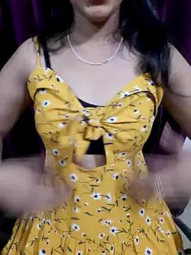 Monalisa670 on StripChat