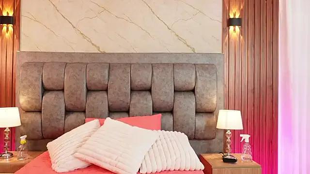 More_Hott on StripChat