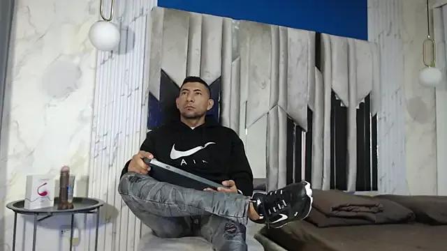 Morganandmegan on StripChat