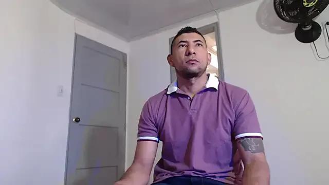 Morganandmegan on StripChat