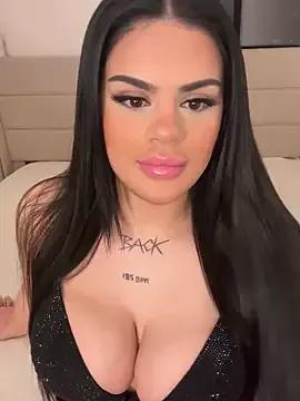 mrsbellanova on StripChat