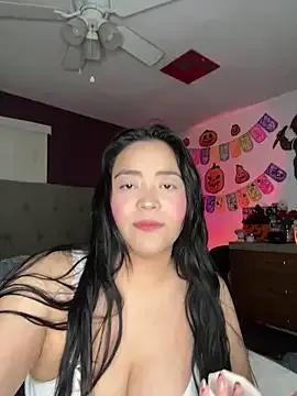 MyHoneyFrida on StripChat