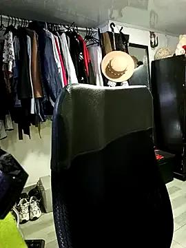 nadia__abaud on StripChat