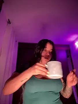 Naiara_sex on StripChat