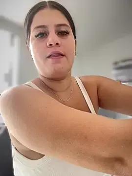 Natalia_Cleark09 — Wet my pussy in the nail spa