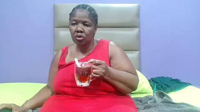 NaughtyChubbyZoe on StripChat