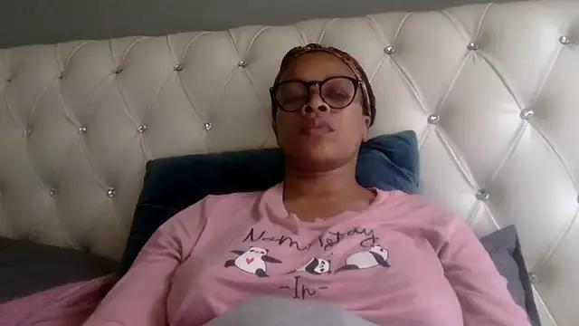 NewBeginnings8 on StripChat