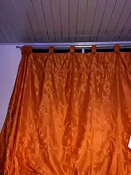 Nezuko-uWux on StripChat