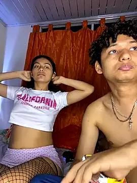 Nezuko-uWux on StripChat