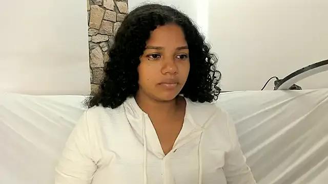 NinaCollinss1's avatar