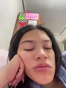 NinaFrost_ on StripChat