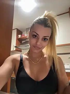 Noeliagglow on StripChat