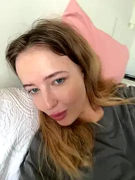 Nura_n_Sarah on StripChat