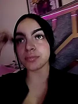 Nuvi_jonhs on StripChat