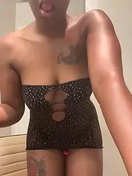 ObsessedWLyla on StripChat