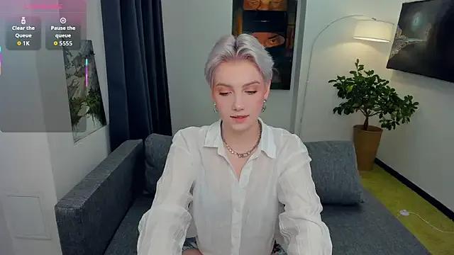 OdelynaAsp on StripChat