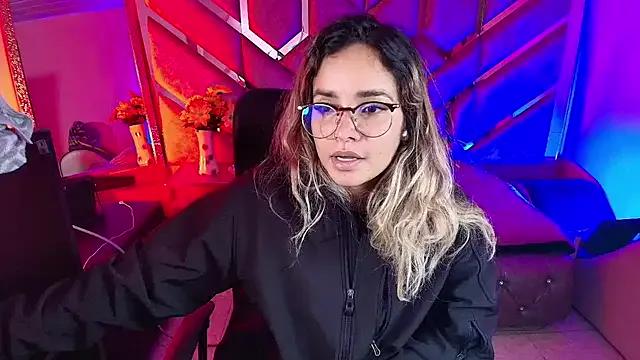 Olivia_Fox69 — last tipper take the control