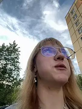 Only_April on StripChat