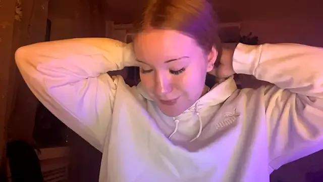 PandaFluff on StripChat