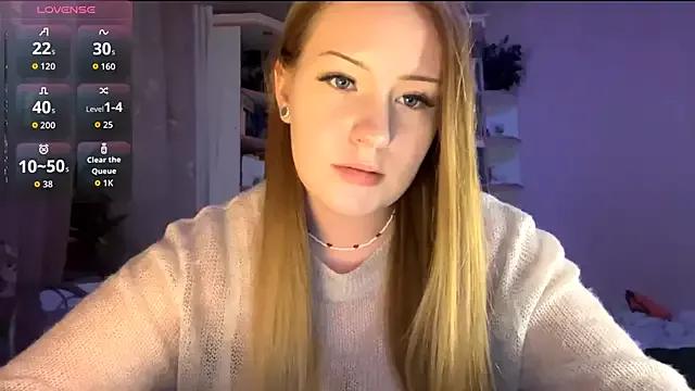 PandaFluff on StripChat