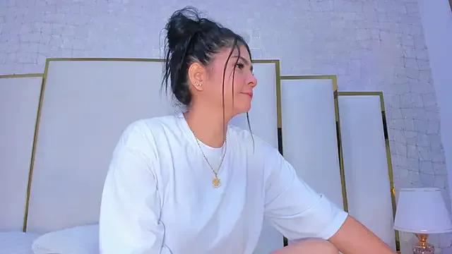 paola_rodriguez on StripChat