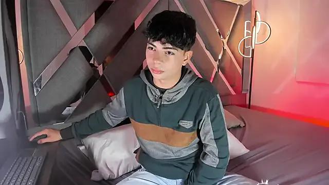 Peter_chase on StripChat