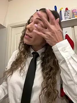 PlayfulShow on StripChat